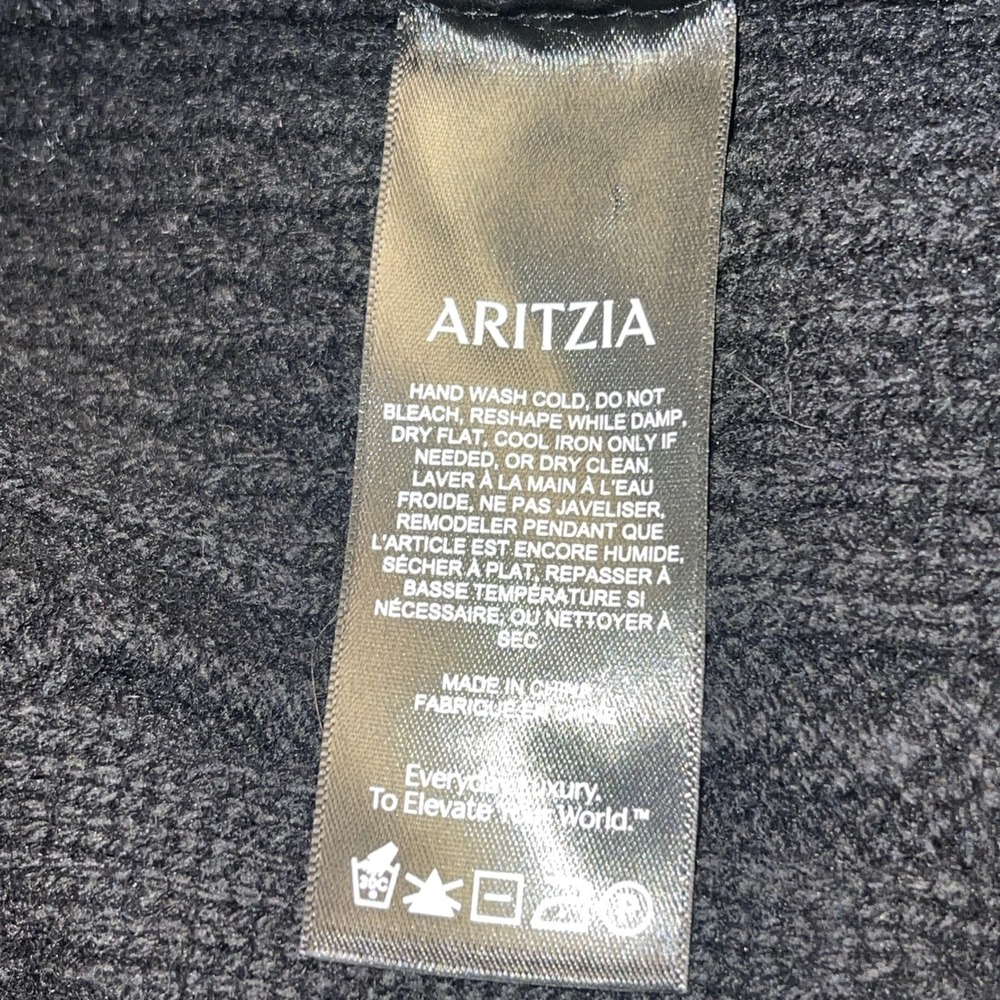 Aritzia "Sunday Best" M Peggy Sweater Black Merino Wool Cable Knit Chunky - Picture 6 of 9